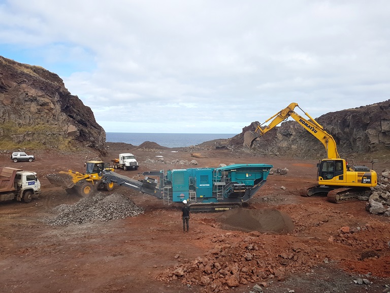 ダイワ　proshooter 3500 4000 Jaw Crusher | Metrotrak | Powerscreen