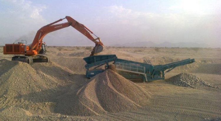 Cribadoras. Criba de arena, tierra, grava, zahorra, áridos, oro, compost