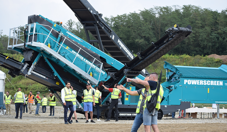 Powerscreen Hosts 400 Guests at Global Dealer Conference