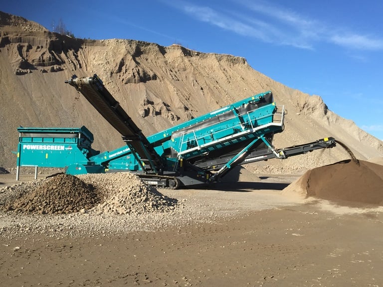 Chieftain 2100X 2 Deck (2)