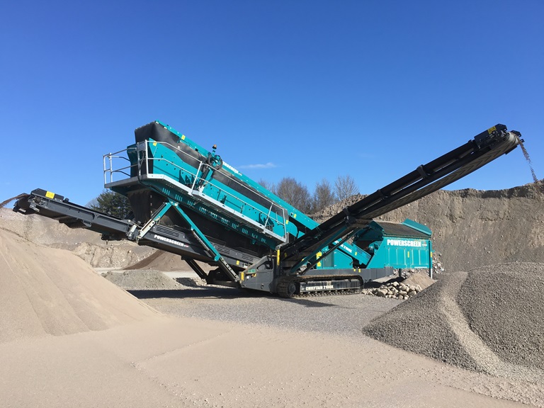 Chieftain 2100X 2 Deck (3)